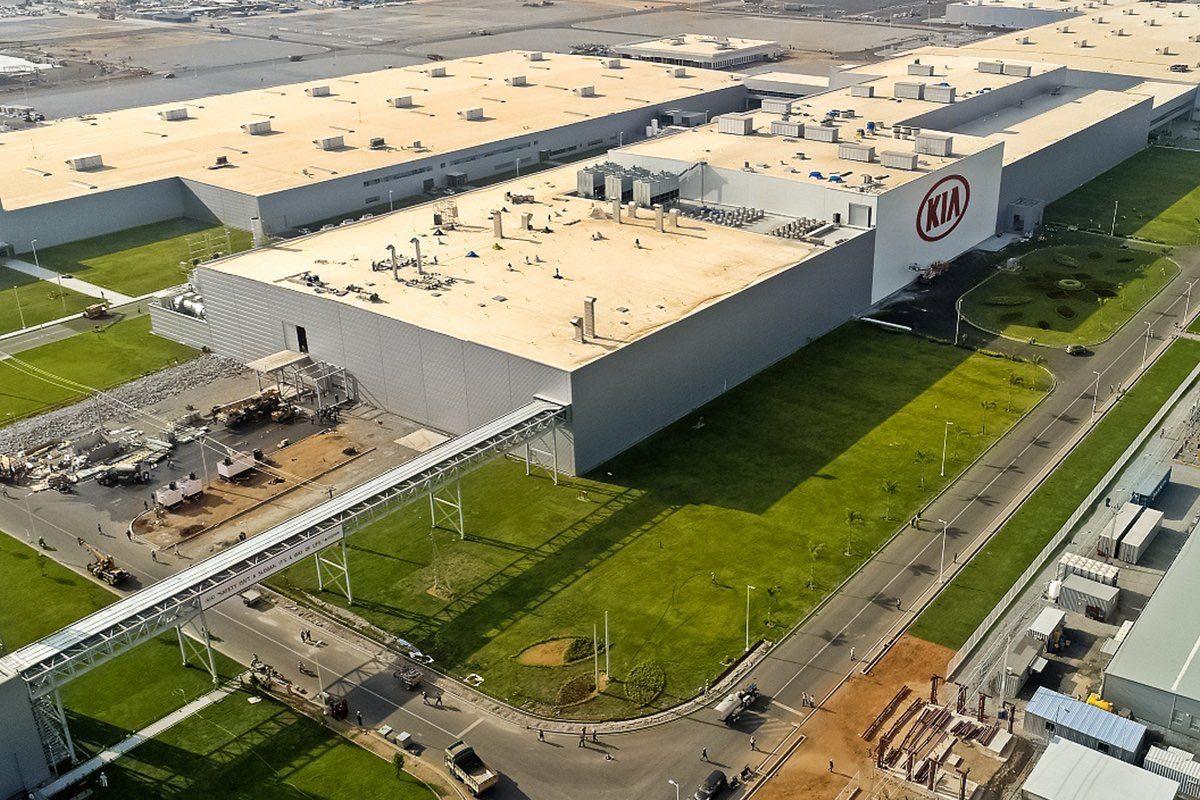 Kia Motors Andhra Pradesh- AP's Big Achievement Not Big for Celebs (1)
