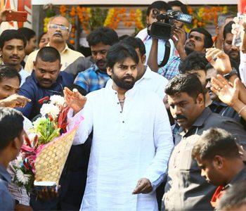 Pawan Kalyan Bouncers attack on JanaSena fans