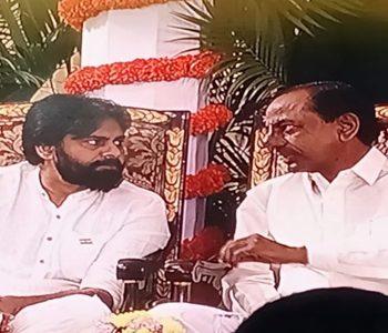 Pawan-Kalyan---Chit-Chat-with-KCR-and-KTR-at-Raj-Bhavan