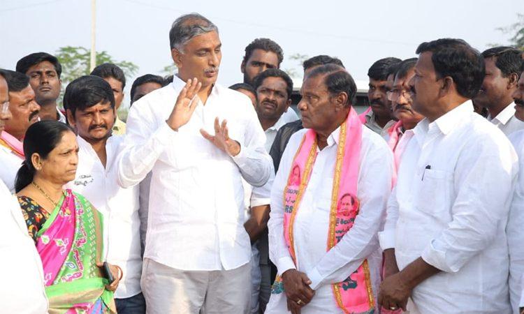 Harish Rao Sidelined in Admitting Vanteru into TRS?