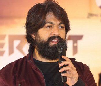 Upset-Fan-Burns-Himself-Alive-for-Yash-Not-Seeing--Him