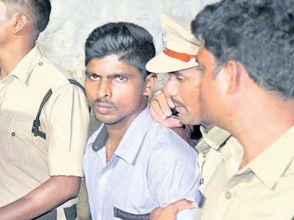 YS-Jagan-Attacker-Srinivas