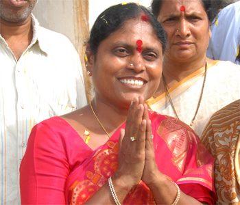 YS Vijayamma to contest elections 2019