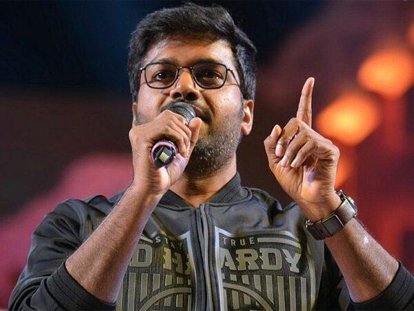 You will See Venkatesh Nata Vishwaroopam in F2 - Anil Ravipudi