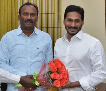 Amanchi-Krishna-Mohan-Leaves-TDP-Despite-Naidu-Assurances