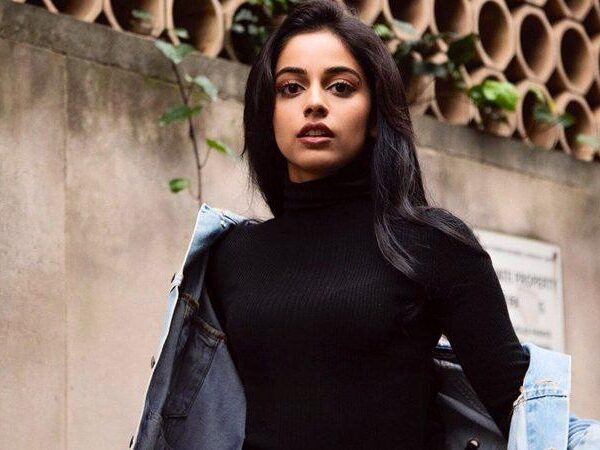 Banita Sandhu Spilled Facts About Tamil Arjun Reddy Remake Varmaa