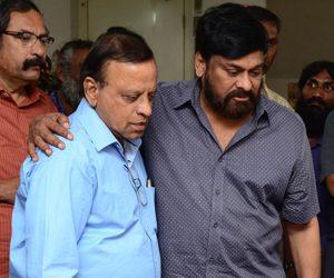 Chiranjeevi Condolences to Vijaya Bapineedu
