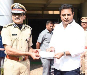 KTR-Makes-A-Noble-Act-on-Father-KCR-Birthday