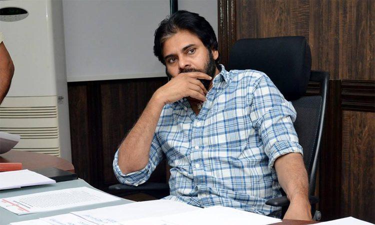 Pawan Kalyan janasena fans supports yatra movie