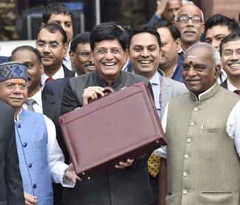 Narendra Modi's Boom Boom Strokes to Farmers and Middle Class