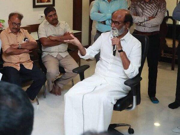 Rajinikanth-Pours-“Water”-On-Fan’s-Hopes