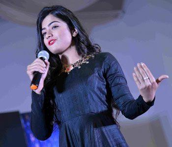 Dear-Comrade---Rashmika-Mandanna