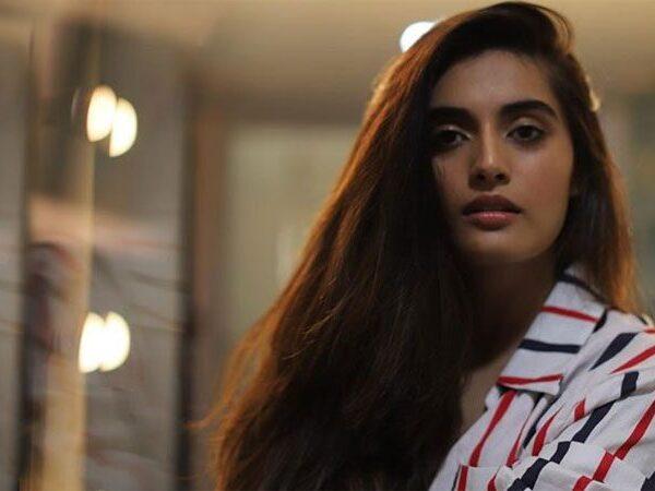 Divyansha-Kaushik---Samantha-Akkineni