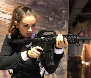 Evelyn-sharma---Saaho--Prabhas