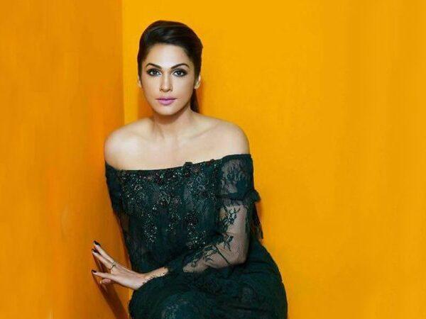Isha-Koppikar