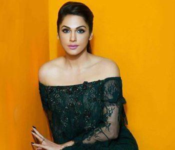 Isha-Koppikar---Ajith