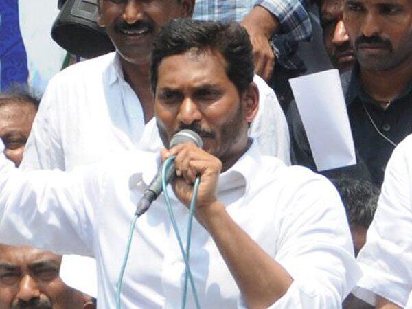 Media's-Ban-on-YSRCP-or-YSRCP-Ban-of-Media