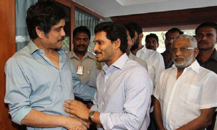 Nagarjuna Akkineni mediates between ys jagan and  Kanumuru Raghu Rama Krishnam Raju
