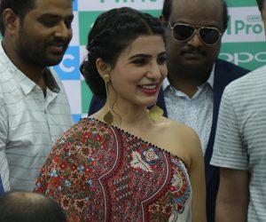 Samantha Akkineni Launches Oppo F11 Pro at Big C Mobiles in Vijayawada