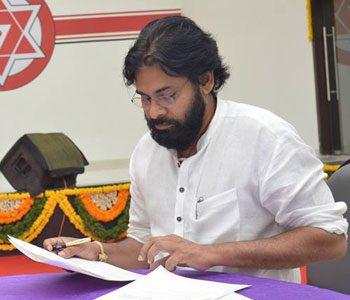 Two Mistakes of Pawan Kalyan in 24 Hours