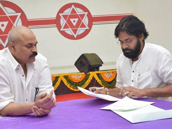 Two-Mistakes-of-Pawan-Kalyan-in-24-Hours