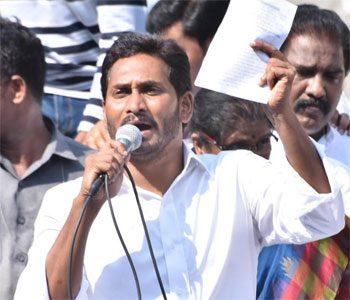 YS jagan agrees on KCR support to YSRCP
