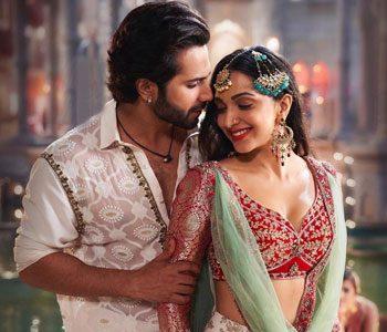 Kiara as Seductress in Mass Dance