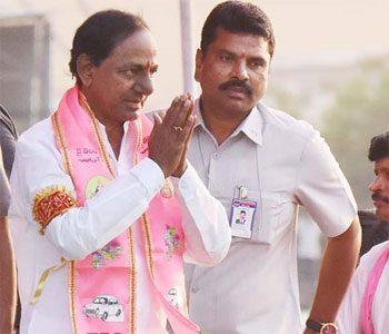 no people for kcr malkajgiri public meeting