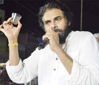 satires on pawan kalyan politics