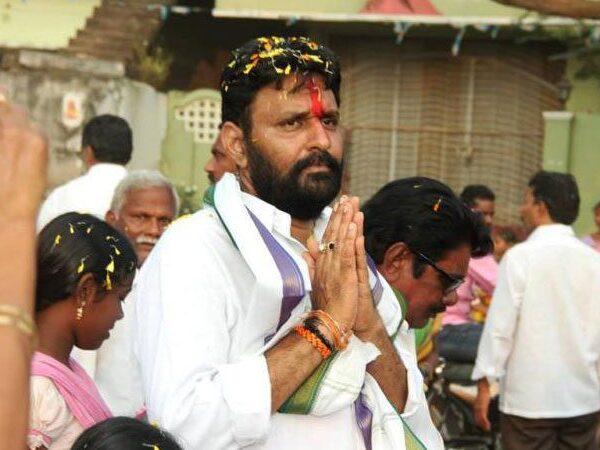 ysrcp-gudivada-nani-vs--avinash-devineni