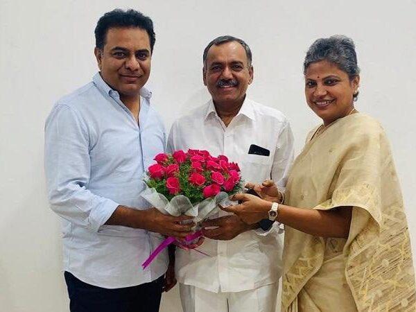 Gandra-Venkata-Ramana-Reddy--Joined-TRS