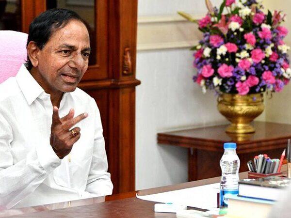 Insecure-By-Naidu's-Popularity,-KCR-Plants-Fake-News