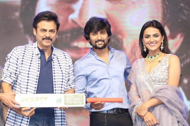 JERSEY-Movie-Pre-Release-Event-Photos-Stills---Nani,-Shraddha-Srinath