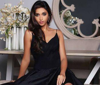 Any Takers for the Actress' Self Hype?