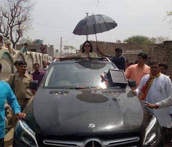 Hemamalini, Mercedes-Benz