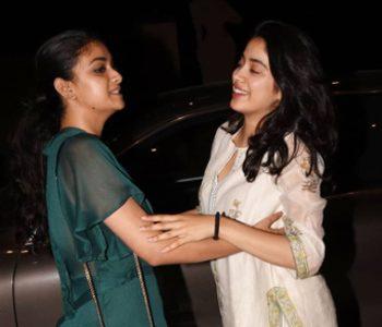 Pic-Talk-Keerthy-Suresh-Bonding-with-Janhvi-Kapoor-Girl