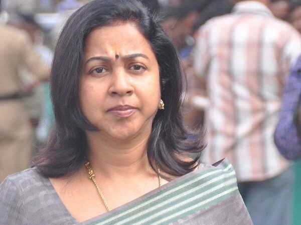 Senior-Actress-Radhika-Sharatkumar-Escapes-Bomb-Blast