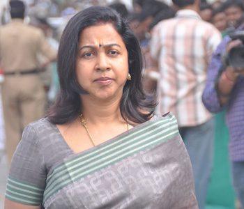 Senior-Actress-Radhika-Sharatkumar--Escapes-Bomb-Blast