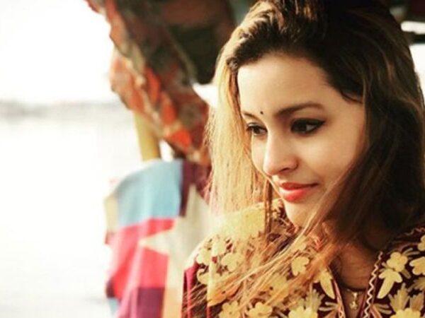 Truth-About-Renu-Desai's-Secret-Marriage