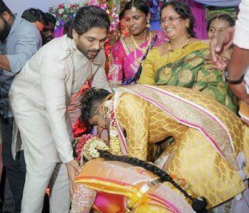 Allu-Arjun-Melts-Hearts-at-the-Assistant's--Wedding