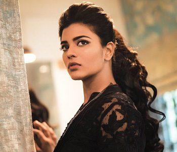 Another-Heroine-of-Vijay-Deverakonda-in-Love--Rumors