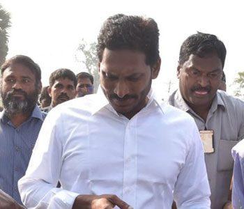 For-The-First-Time,-YS--Jagan-is-Confused-and-Worried