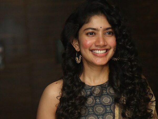 Foreigners-White-Skin-Gets-Them-Cancer---Sai-Pallavi