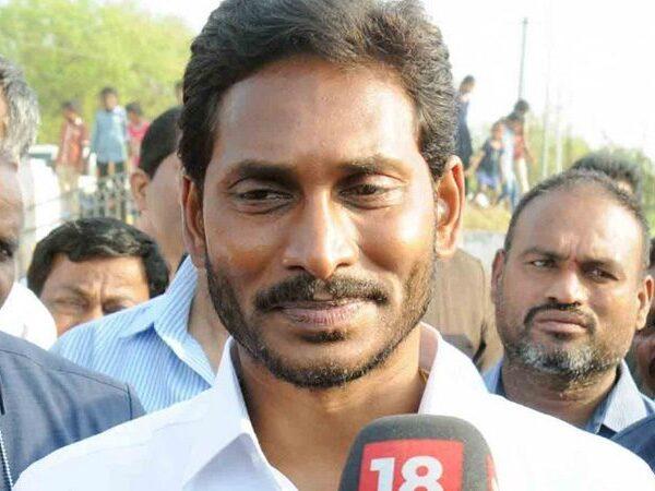 Jagan-Appears-More-Composed-than-Chandrababu-Naidu-and-KCR