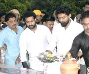 Jr NTR and Kalyan Ram Pays Tribute to NTR at NTR Ghat-