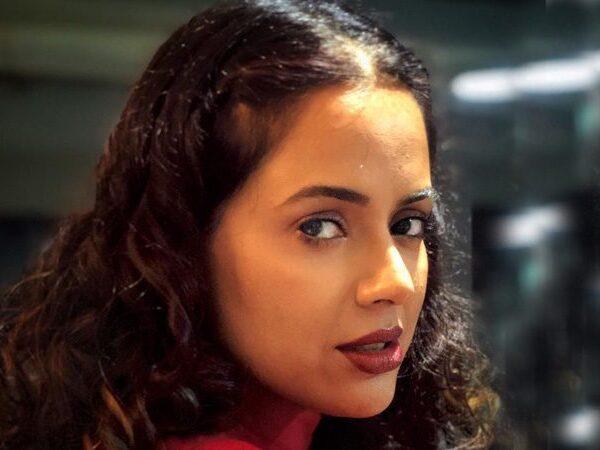 Sameera-Reddy