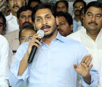 YSR-Congress-Trying-To-Create-A-Rift-Between-Chandrababu--and-Rahul-Gandhi