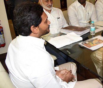 Andhra-Pradesh-Special-Status-Noose-to--Tighten-Around-Jagan's-Neck