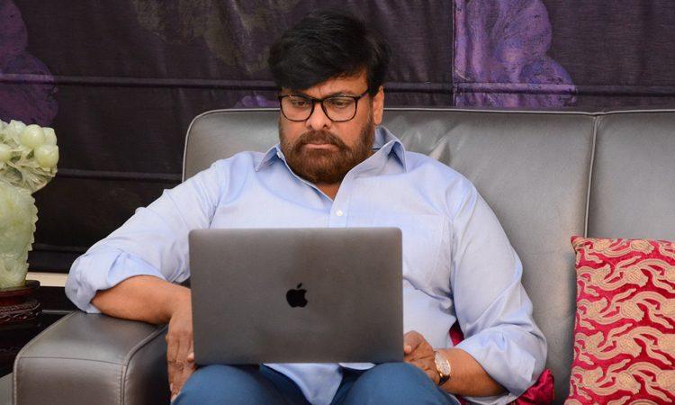 Chiranjeevi looking after Sye Raa Narasimha Reddy pre production 