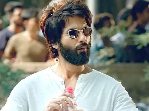 Controversial Movie Kabir Singh Rock Steady in Weekdays